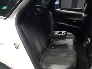 2021 Peugeot 3008 с пробегом 96 556 км