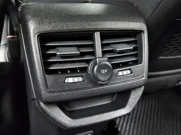 2024 Peugeot 3008 с пробегом 4 603 км