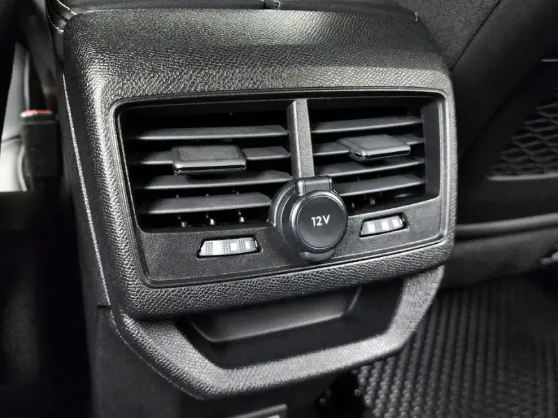 2024 Peugeot 3008 с пробегом 4 603 км