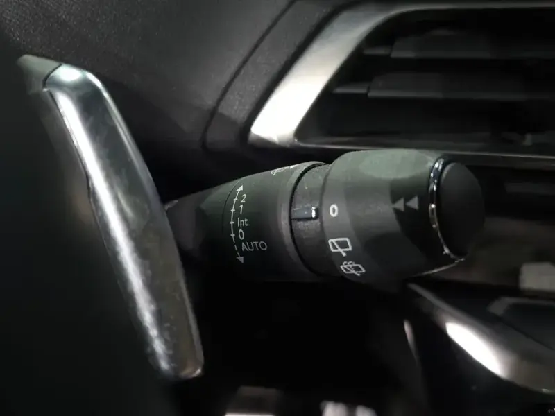 2021 Peugeot 3008 с пробегом 96 556 км