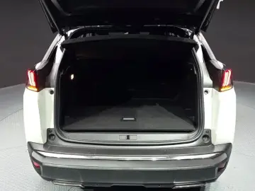 2021 Peugeot 3008 с пробегом 96 556 км