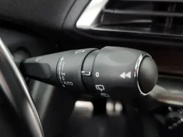 2024 Peugeot 3008 с пробегом 4 603 км