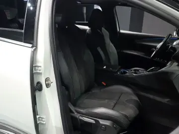 2021 Peugeot 3008 с пробегом 96 556 км