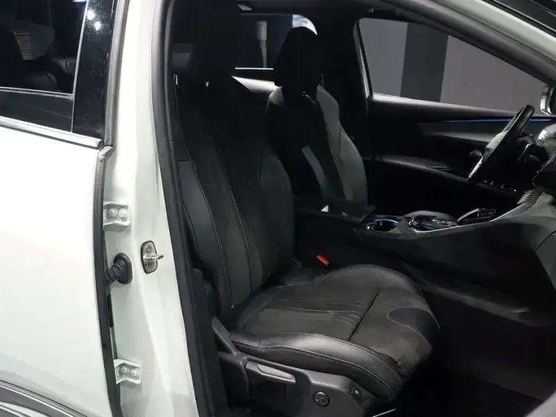 2021 Peugeot 3008 с пробегом 96 556 км