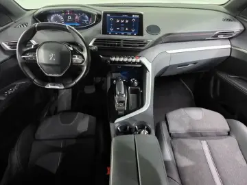 2021 Peugeot 3008 с пробегом 151 180 км