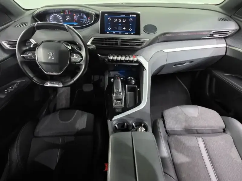 2021 Peugeot 3008 с пробегом 151 180 км