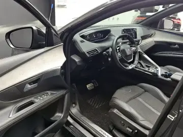2022 Peugeot 3008 с пробегом 59 970 км