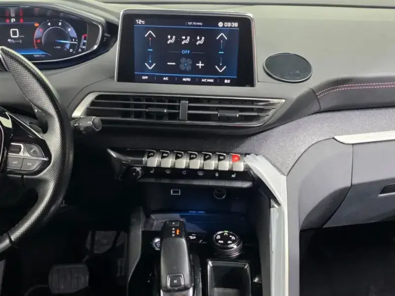 2021 Peugeot 3008 с пробегом 151 180 км