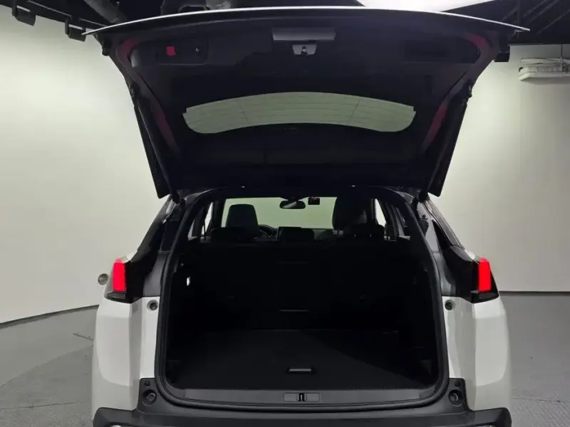 2021 Peugeot 3008 с пробегом 151 180 км