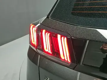 2022 Peugeot 3008 с пробегом 59 970 км