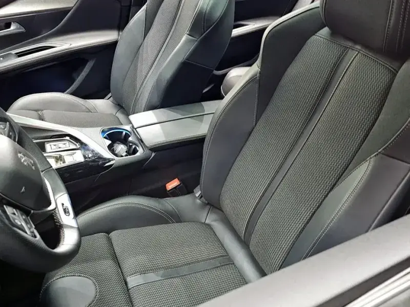 2022 Peugeot 3008 с пробегом 59 970 км