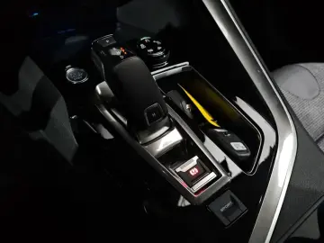 2021 Peugeot 3008 с пробегом 74 535 км