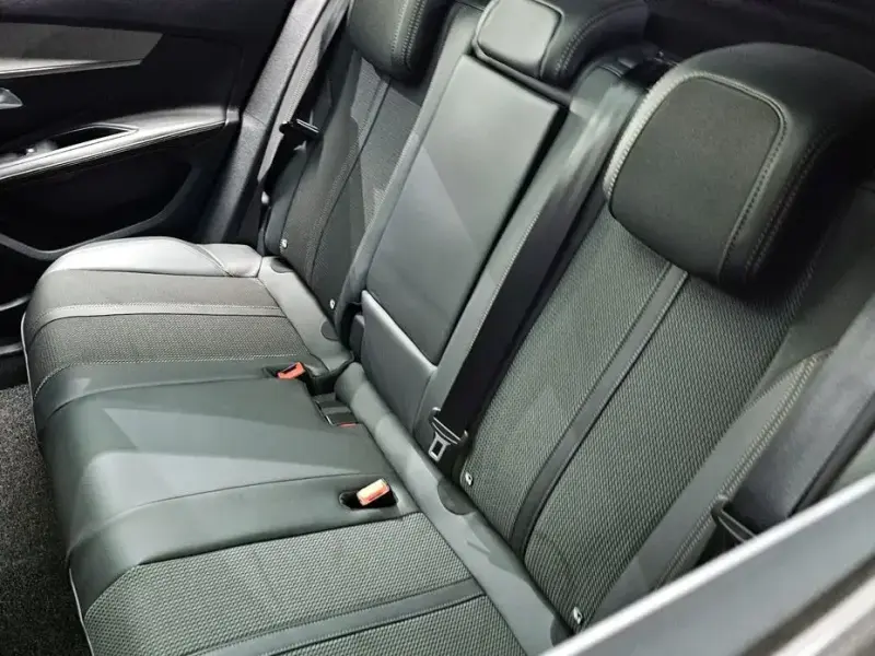 2022 Peugeot 3008 с пробегом 59 970 км