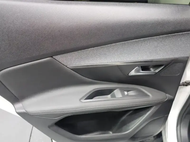 2021 Peugeot 3008 с пробегом 74 535 км