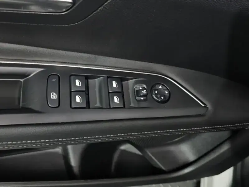 2021 Peugeot 3008 с пробегом 74 535 км