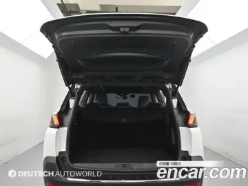 2023 Peugeot 5008 с пробегом 114 549 км