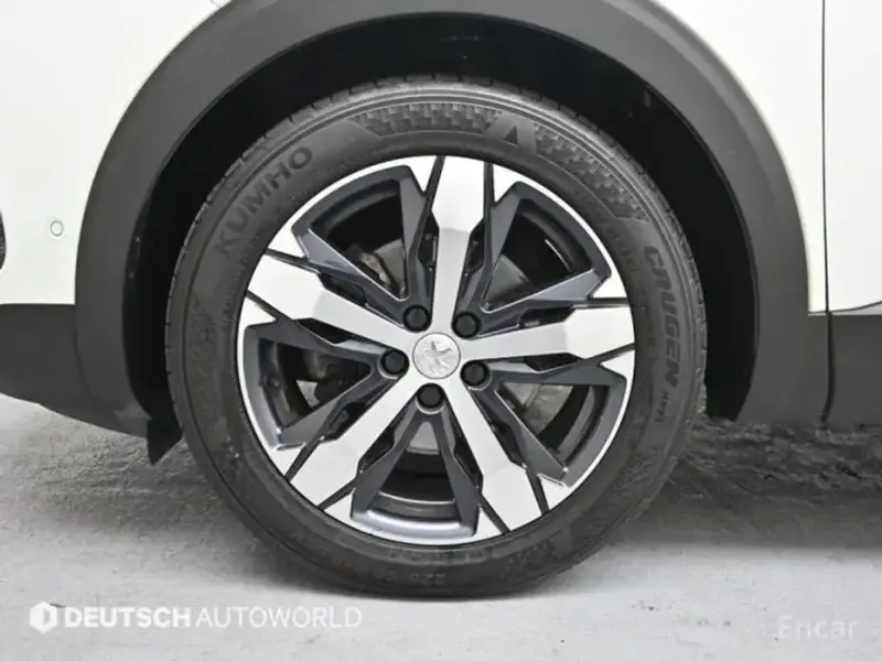 2023 Peugeot 5008 с пробегом 114 549 км