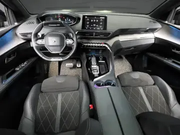 2021 Peugeot 5008 с пробегом 35 458 км
