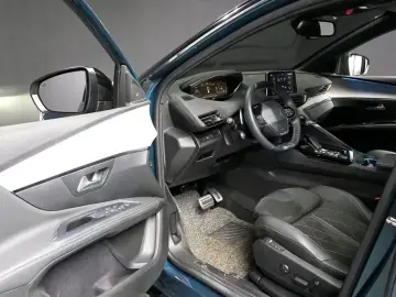 2021 Peugeot 5008 с пробегом 35 458 км