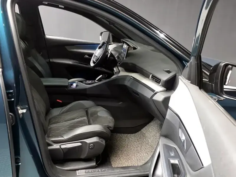 2021 Peugeot 5008 с пробегом 35 458 км