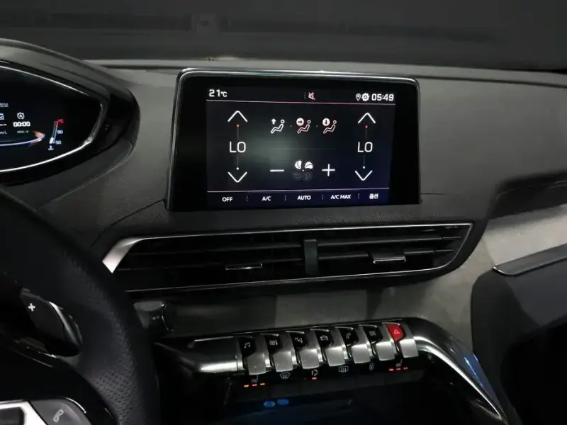 2021 Peugeot 5008 с пробегом 35 458 км
