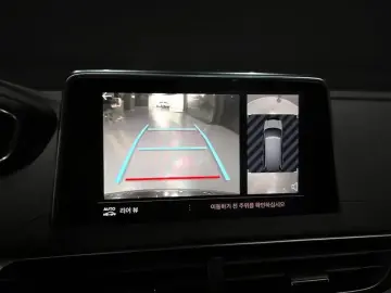 2021 Peugeot 5008 с пробегом 35 458 км