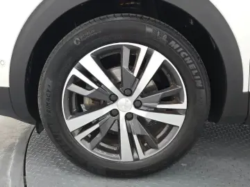 2022 Peugeot 5008 с пробегом 32 935 км