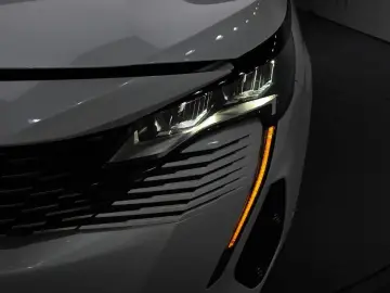 2022 Peugeot 5008 с пробегом 32 935 км