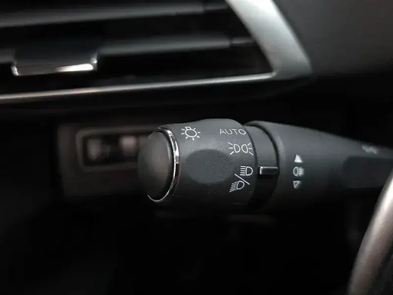 2022 Peugeot 5008 с пробегом 32 935 км