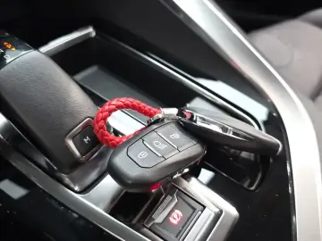 2022 Peugeot 5008 с пробегом 32 935 км