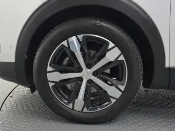 2022 Peugeot 5008 с пробегом 46 859 км