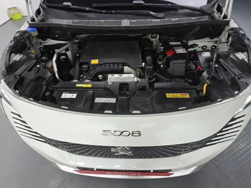 2022 Peugeot 5008 с пробегом 46 859 км