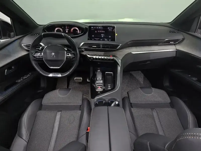 2022 Peugeot 5008 с пробегом 46 859 км