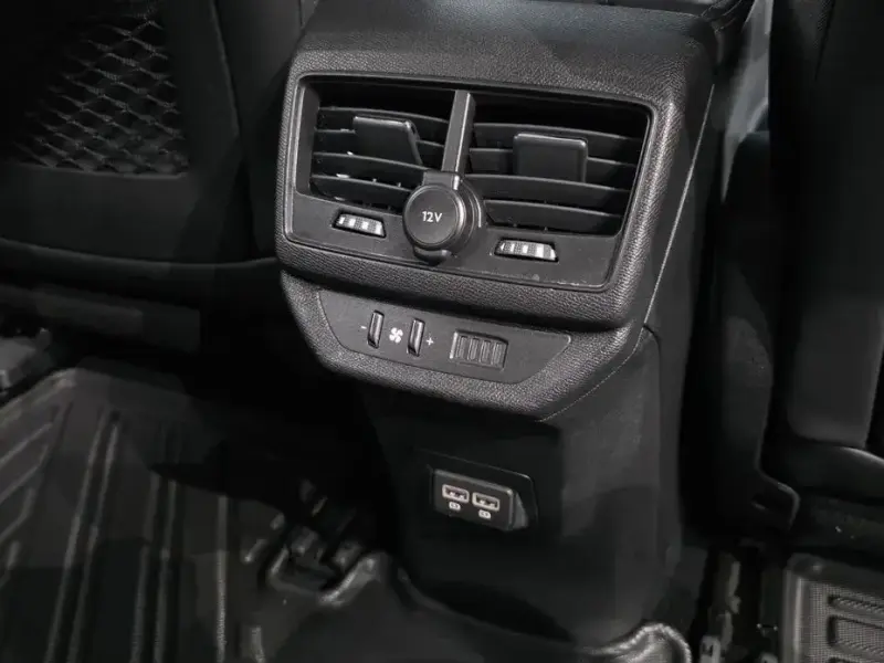 2022 Peugeot 5008 с пробегом 32 935 км