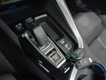 2022 Peugeot 5008 с пробегом 46 859 км