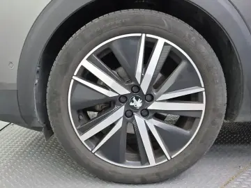 2023 Peugeot 5008 с пробегом 21 836 км