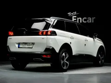 2021 Peugeot 5008 с пробегом 88 362 км