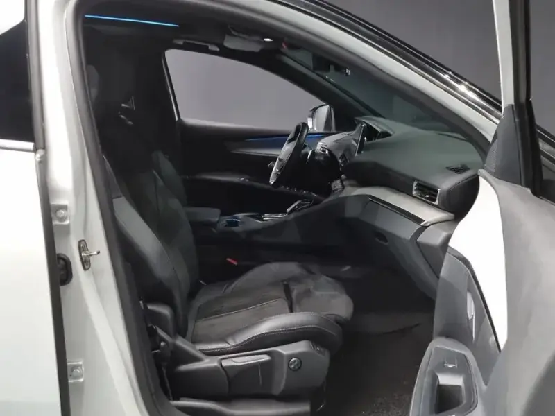 2021 Peugeot 5008 с пробегом 88 362 км