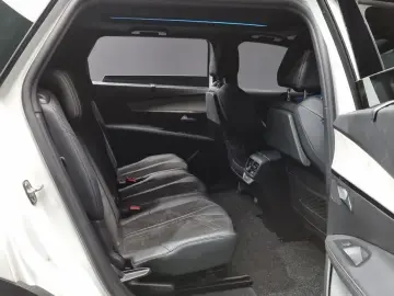 2021 Peugeot 5008 с пробегом 88 362 км