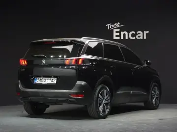 2024 Peugeot 5008 с пробегом 11 718 км