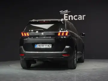 2024 Peugeot 5008 с пробегом 11 718 км