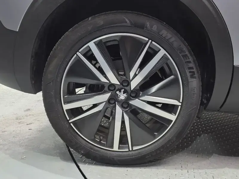 2024 Peugeot 5008 с пробегом 36 468 км