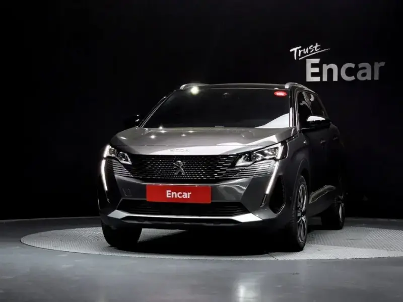 2024 Peugeot 5008 с пробегом 25 384 км