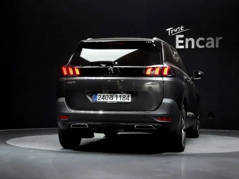 2024 Peugeot 5008 с пробегом 25 384 км