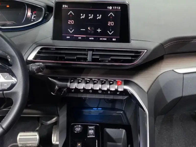 2024 Peugeot 5008 с пробегом 25 384 км