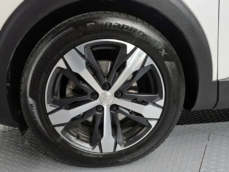 2022 Peugeot 5008 с пробегом 111 776 км
