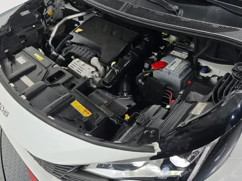 2022 Peugeot 5008 с пробегом 111 776 км