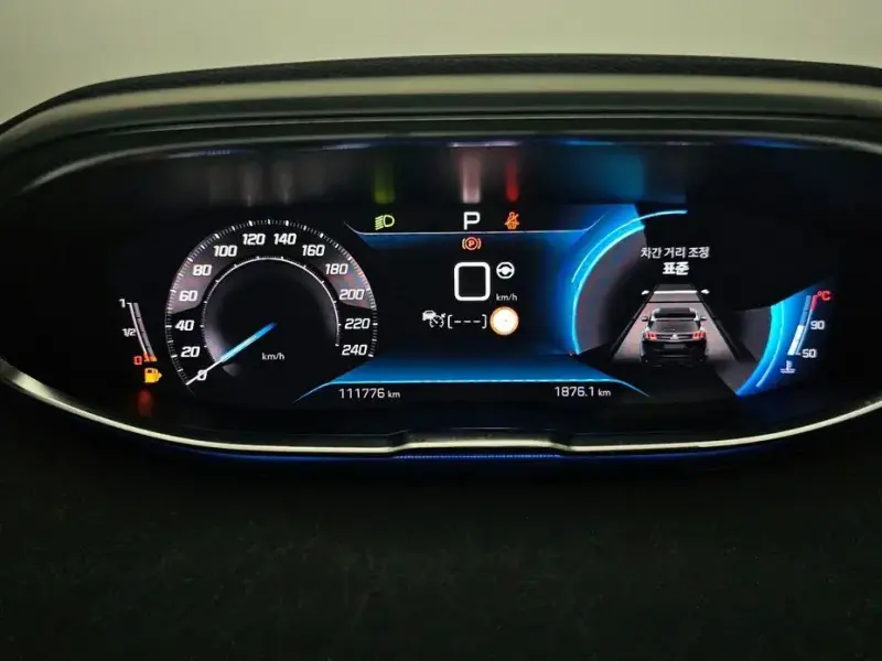 2022 Peugeot 5008 с пробегом 111 776 км