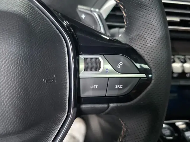 2024 Peugeot 5008 с пробегом 25 384 км