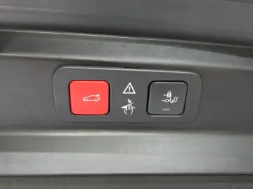 2024 Peugeot 5008 с пробегом 25 384 км